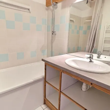 Skis Aux Pieds A La Tania - 2 Pieces, 4 Pers, Avec Balcon, Proche Centre Station - Fr-1-182a-29 Apartment *